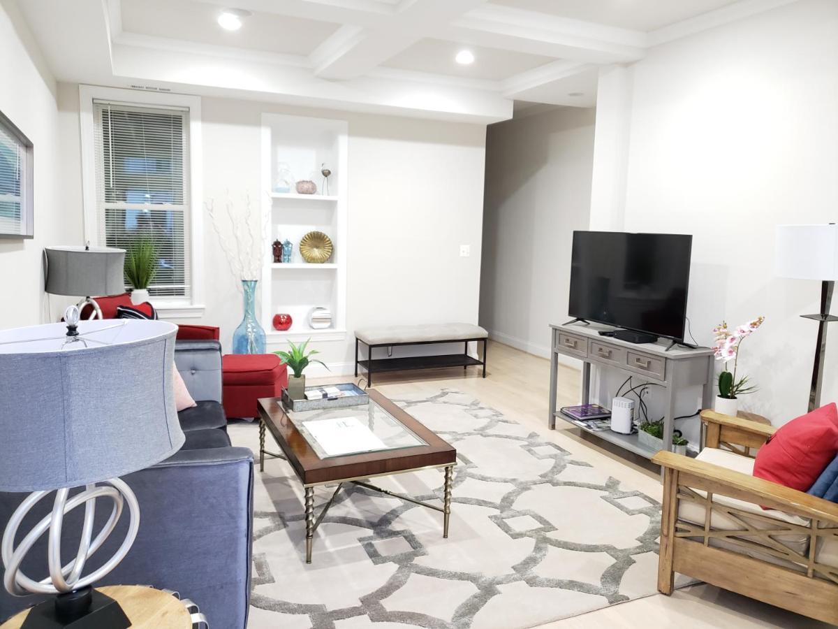 Spacious & Bright Home In Bloomingdale/ Truxton Dc ワシントン エクステリア 写真