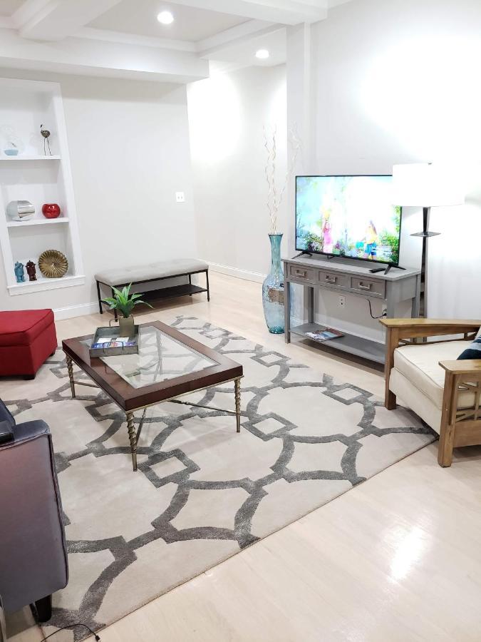 Spacious & Bright Home In Bloomingdale/ Truxton Dc ワシントン エクステリア 写真